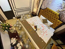 Nam Cuong X Hotel