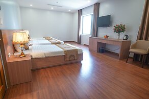 Long Anh Hotel