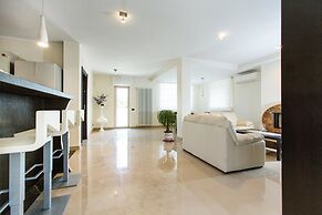 Villa Thidis