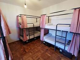 Mucha Masia Hostel Rural-Urbà