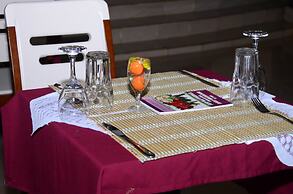 Mama Thea Homes - Hostel
