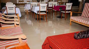 Mama Thea Homes - Hostel