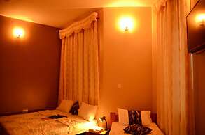 Mama Thea Homes - Hostel