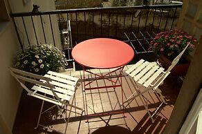 B&B Bibliotechina