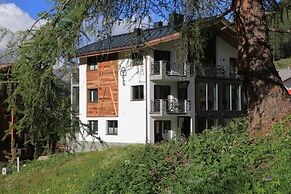 Engadin Lodge