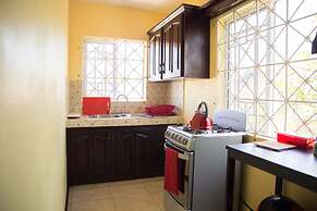 Apartment in Hellshire near Beach