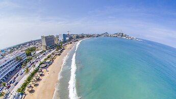 Hotel Playa Victoria