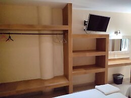 Hotel Ashly
