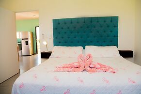 Flamingos Inn