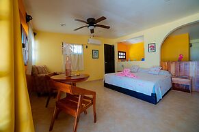 Flamingos Inn