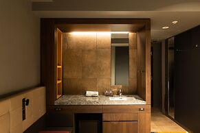 The Royal Park Canvas - Ginza 8