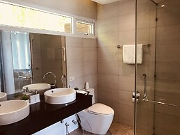 Skylight Villa B-01
