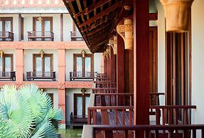 Royal Palace Hotel