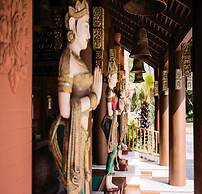 Royal Palace Hotel