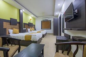 Hotel Kochi Crown