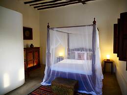 Ulani Lodge