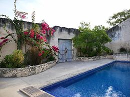 Ulani Lodge