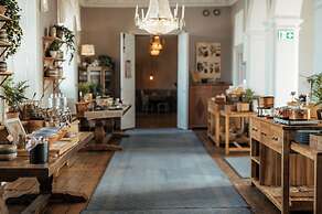 Haga Slott