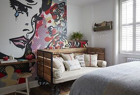Artist Residence Brighton
