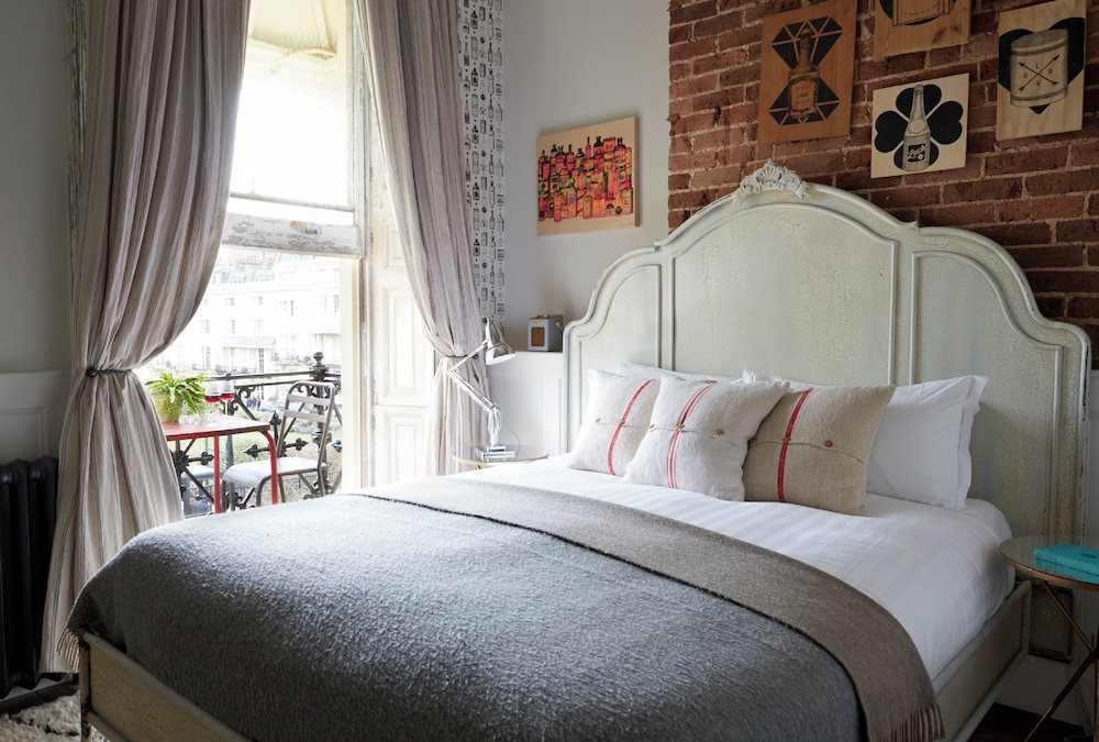 Artist Residence Brighton