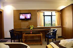 Tri Sea Hotel