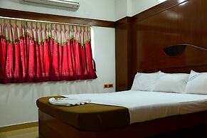 Tri Sea Hotel