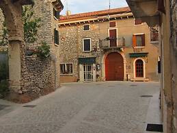 Dalla Rosa Alda
