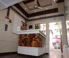 Anil Guest House