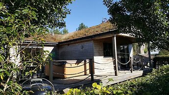 Tor Farm Lodge
