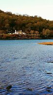 Crinan Canal Cottage