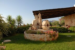 Kavousi Resort