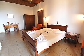 Kavousi Resort