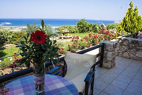 Kavousi Resort