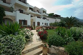 Kavousi Resort