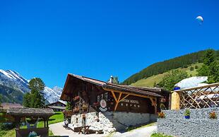 Mountain Hostel Gimmelwald