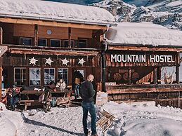 Mountain Hostel Gimmelwald