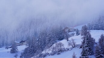 Hotel Alpenrose