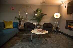 The Bedford Townhouse & Café