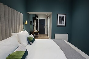 The Bedford Townhouse & Café