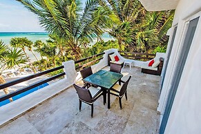 Villa Mar Azul by PRP