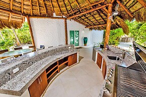 Villa Mar Azul by PRP