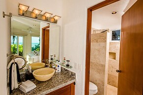 Villa Mar Azul by PRP