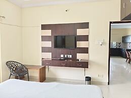 Hitech Shilparamam Guest House