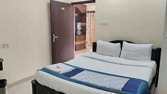 Hitech Shilparamam Guest House