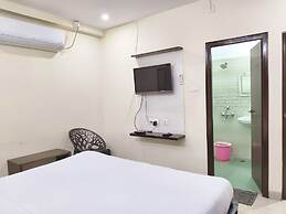 Hitech Shilparamam Guest House