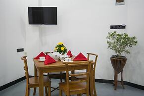 Avora Hotel