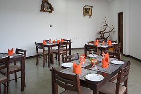 Avora Hotel
