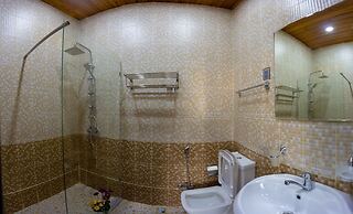 Star Hotel
