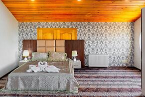 Star Hotel