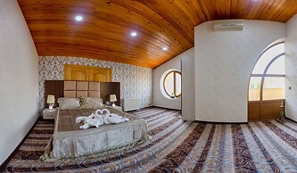 Star Hotel